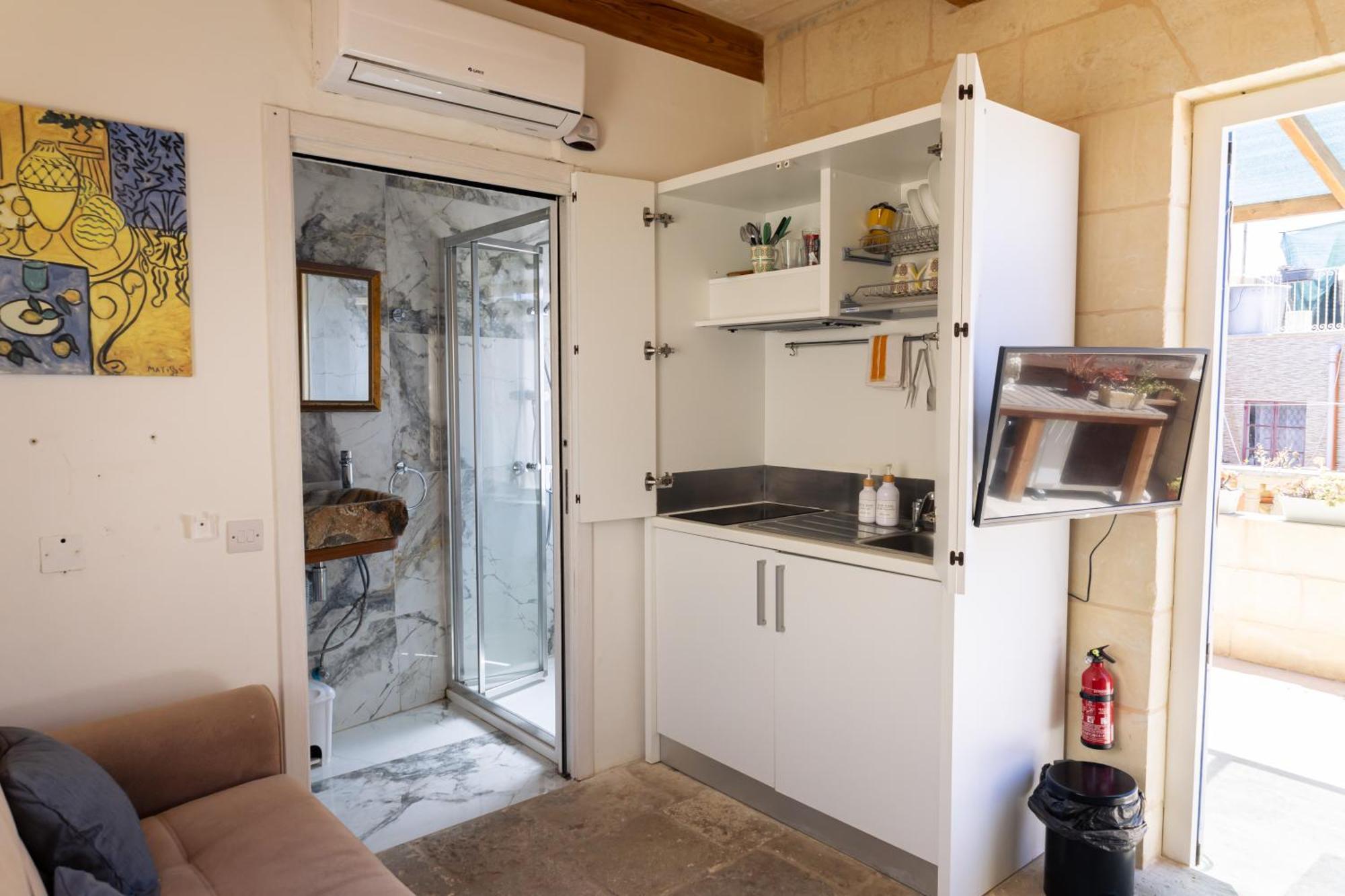 Historic Hideaways - 900 Year Old Converted Studios Victoria Exterior foto